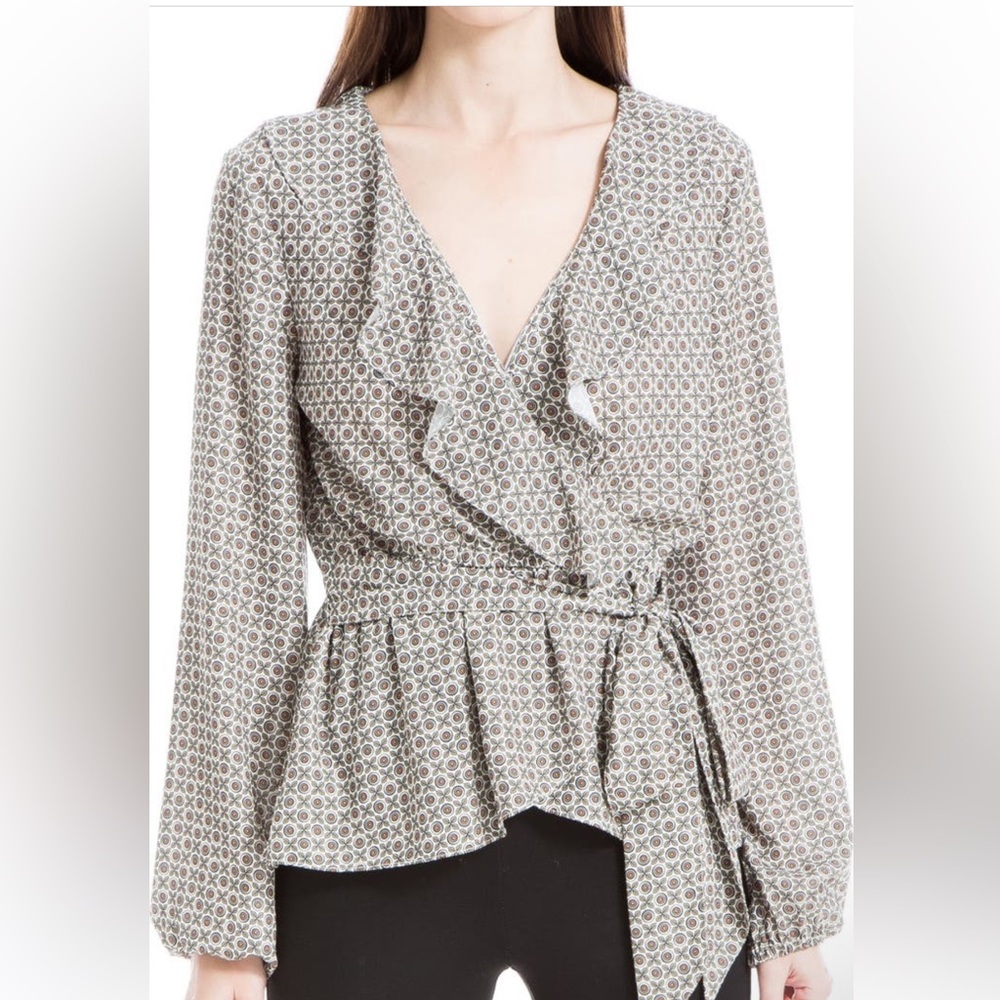 NWT Medallion print ruffled wrap blouse
